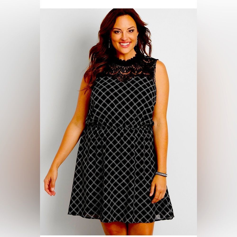 Women’s Maurices Plus size plaid chiffon dress with crocheted yoke collar